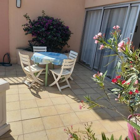 Logement Calme Proche Mer, 4 Personnes, St Aygulf Frejus Exterior photo
