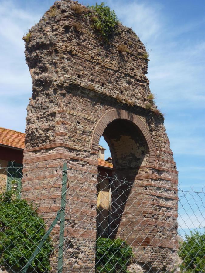 Logement Calme Proche Mer, 4 Personnes, St Aygulf Frejus Exterior photo