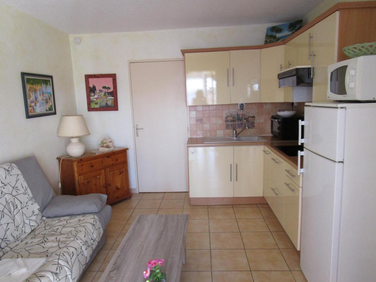 Logement Calme Proche Mer, 4 Personnes, St Aygulf Frejus Exterior photo
