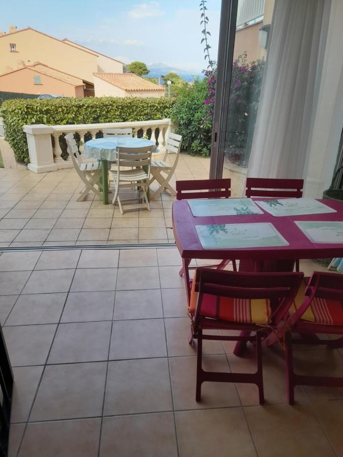 Logement Calme Proche Mer, 4 Personnes, St Aygulf Frejus Exterior photo