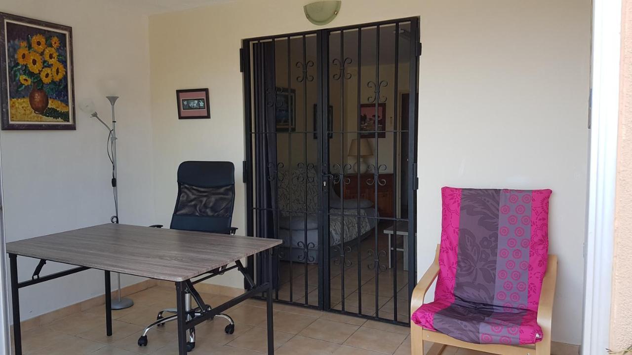 Logement Calme Proche Mer, 4 Personnes, St Aygulf Frejus Exterior photo